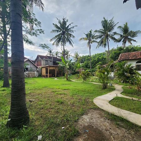 Kayu Cottage Джили Трауанган Екстериор снимка