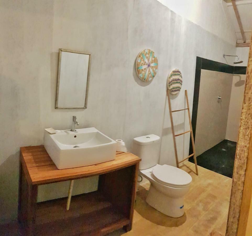Kayu Cottage Джили Трауанган Екстериор снимка